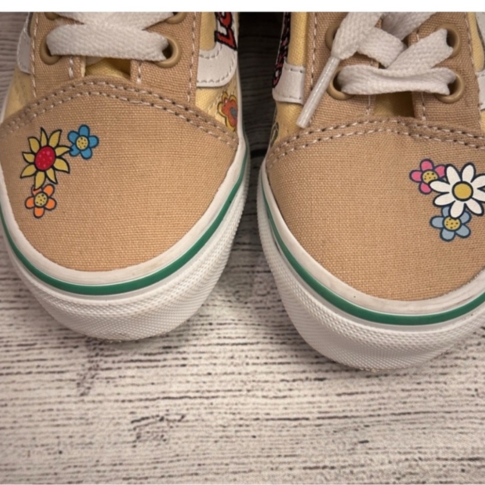 Sesame Street Elmo Vans size 13 little girls - Picture 6 of 10